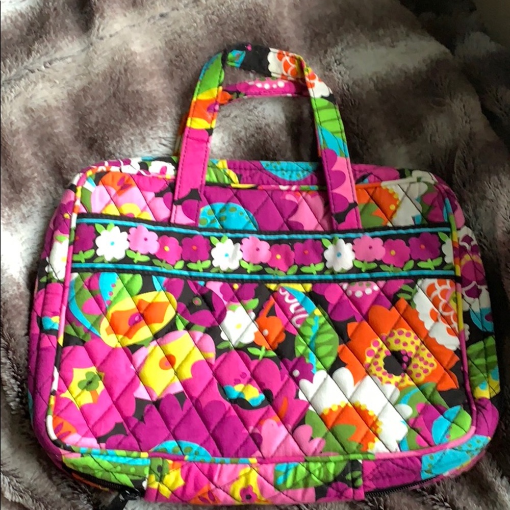 Brand new never used Vera Bradley bag/purse.